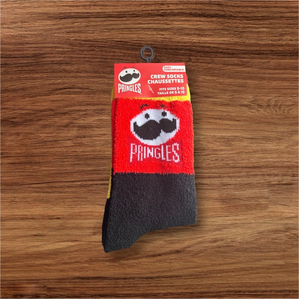 NEW Pringles Cozy Comfortable Black Red Yellow Crew Socks Shoe Sizes 5-10 Fluffy